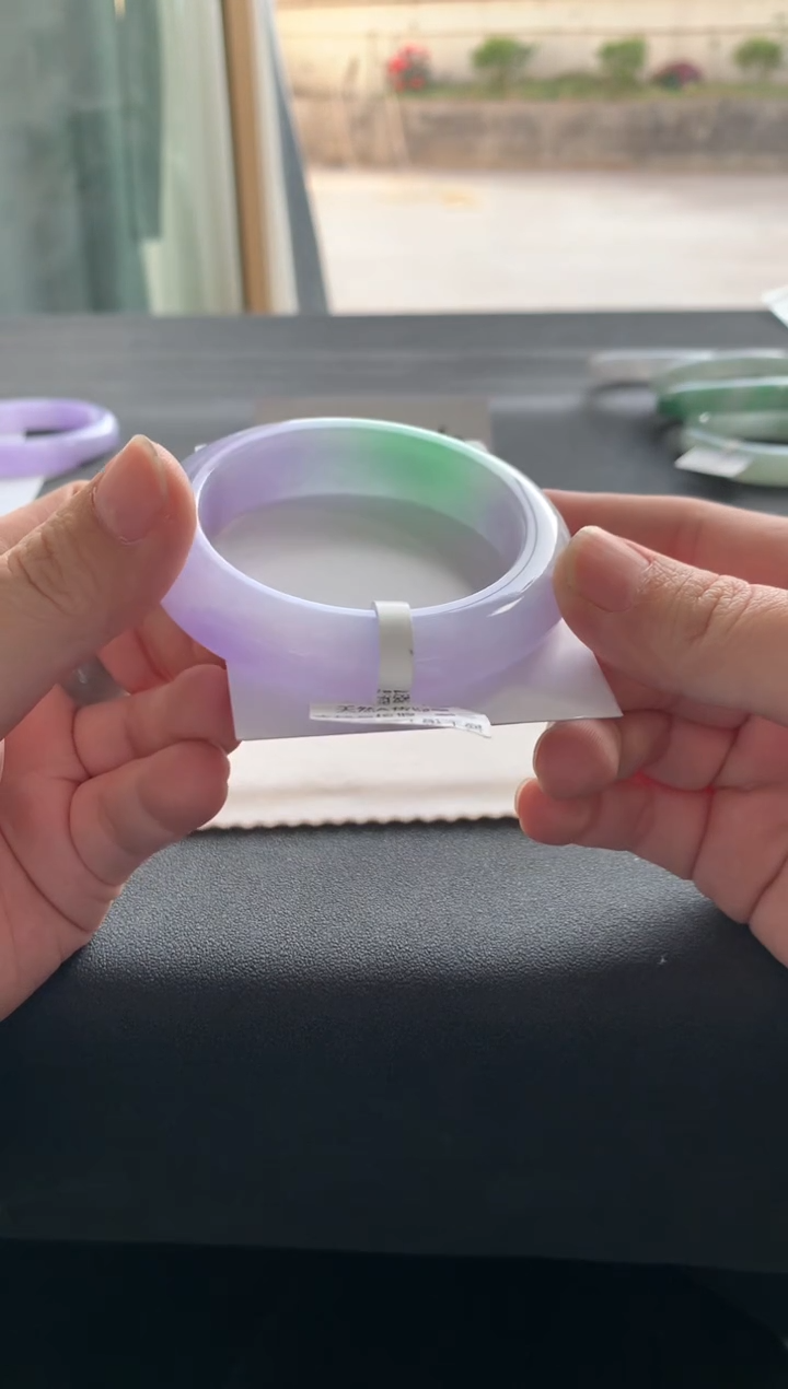 【闪购商品】翡翠手镯未镶嵌52.7正圈Y592买断