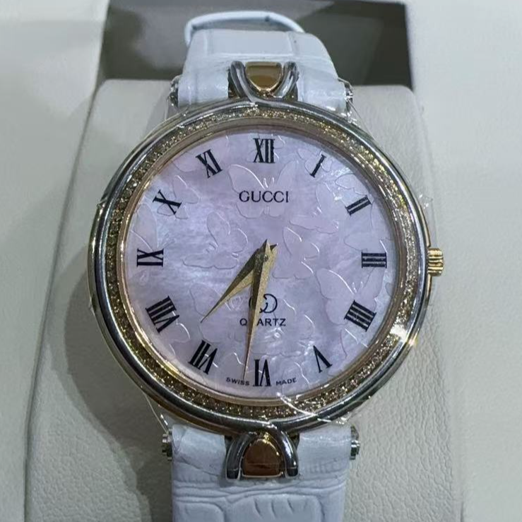 95新 GUCCI/古驰 石英表后镶钻盘32/256100337/yy
