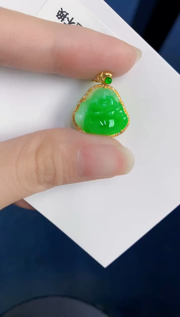 颈饰18K金镶嵌翡翠天然翡翠缅甸A货