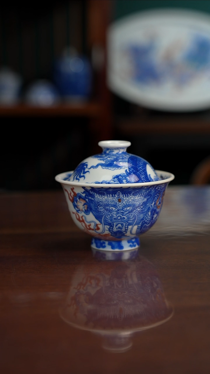 自成堂柴窑青花双龙盖碗