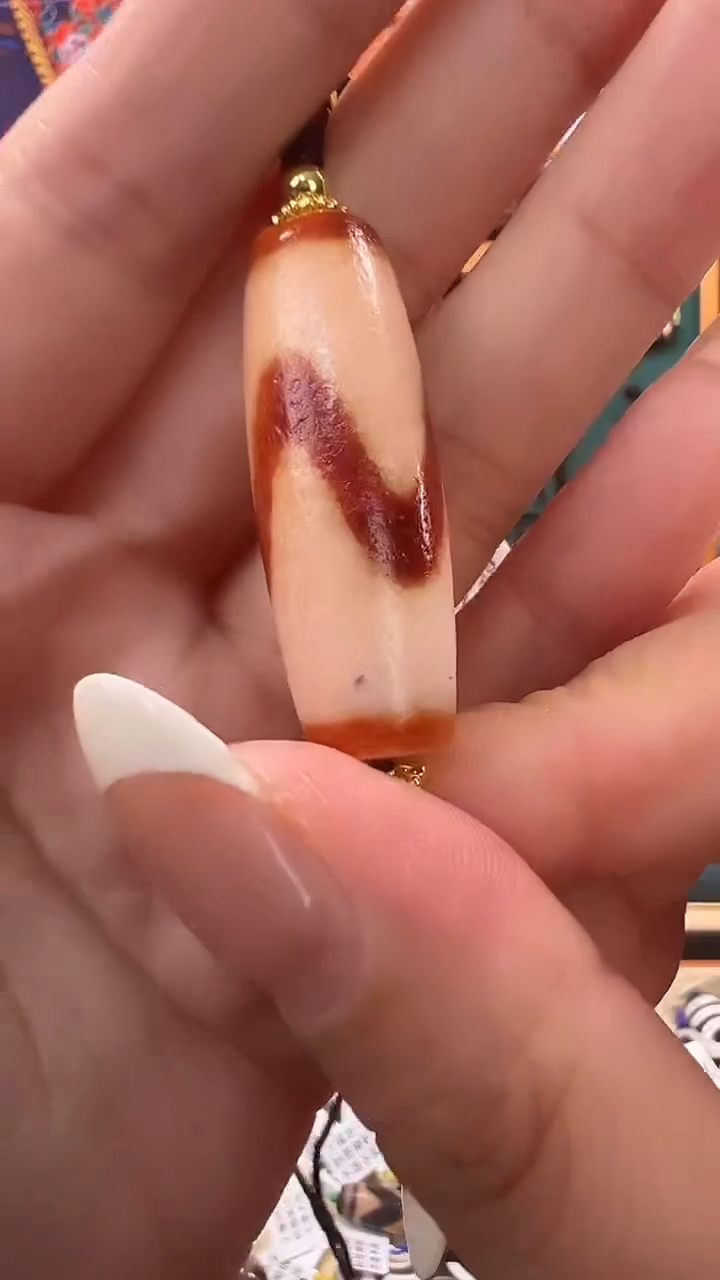 玛瑙/玉髓（覆膜）颈饰合金68.（微瑕）