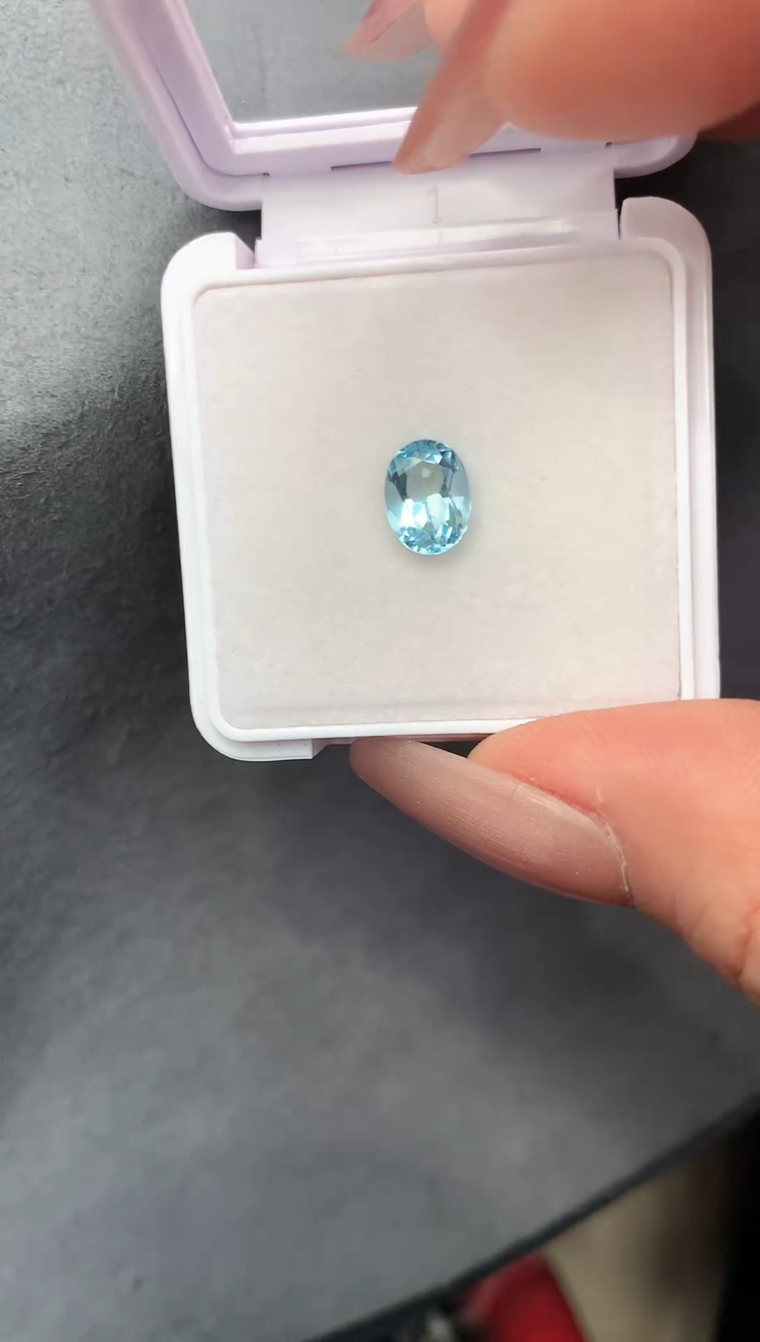 【闪购商品】海蓝宝石裸石未镶嵌1.36克拉