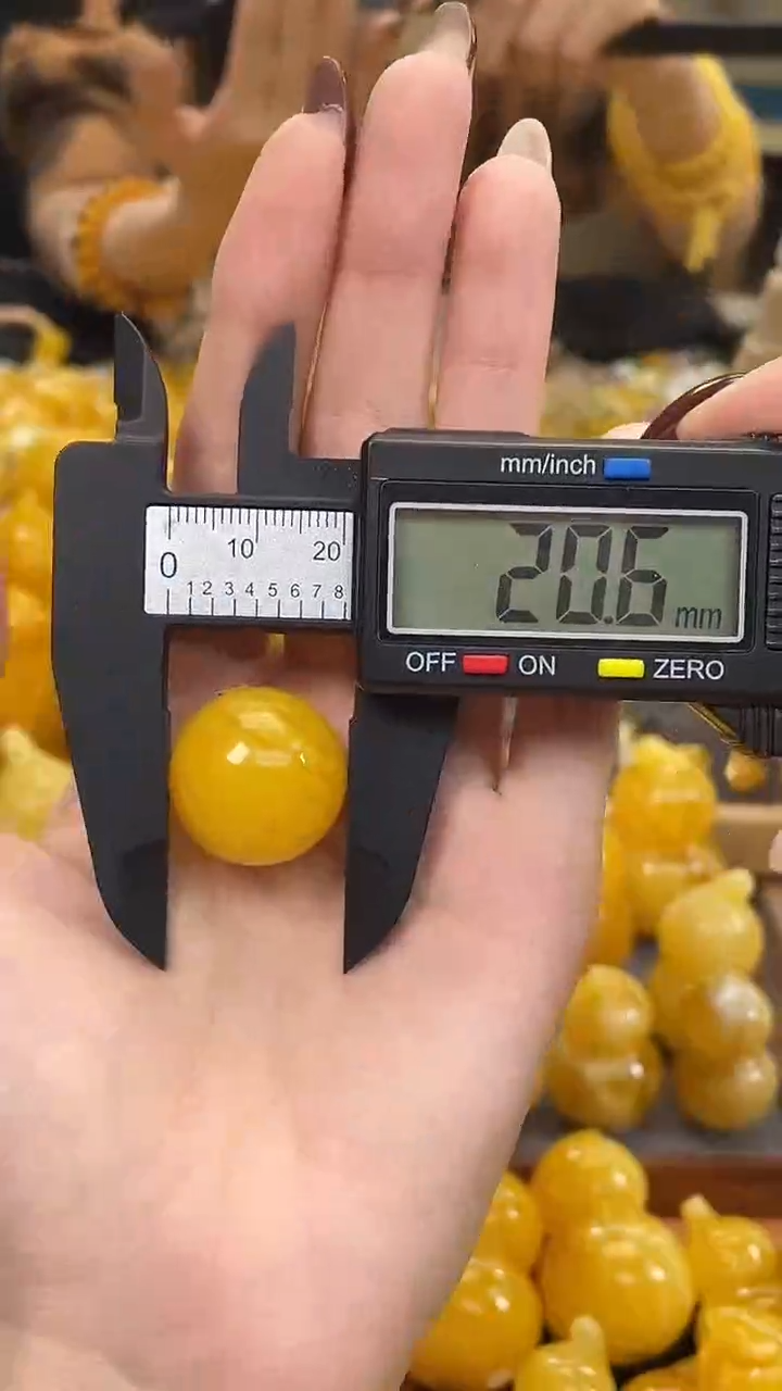 裸石琥珀未镶嵌j118