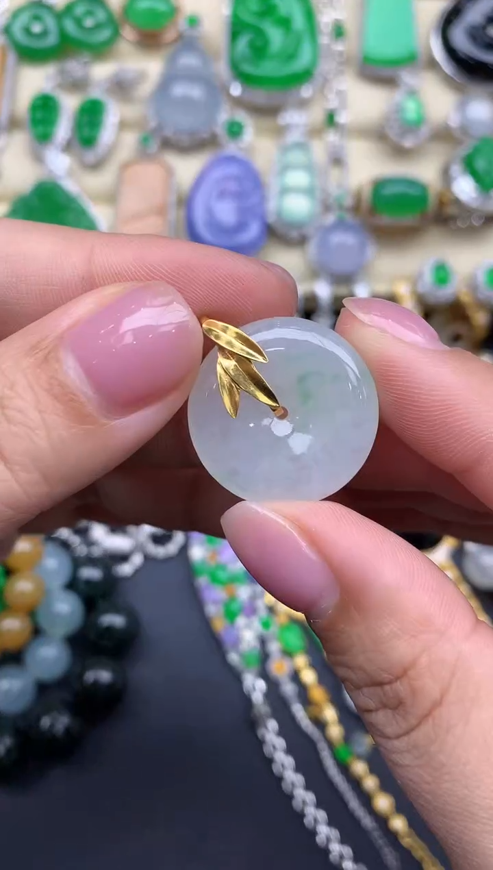 【闪购商品】翡翠颈饰18K金镶嵌90-中国好珍宝