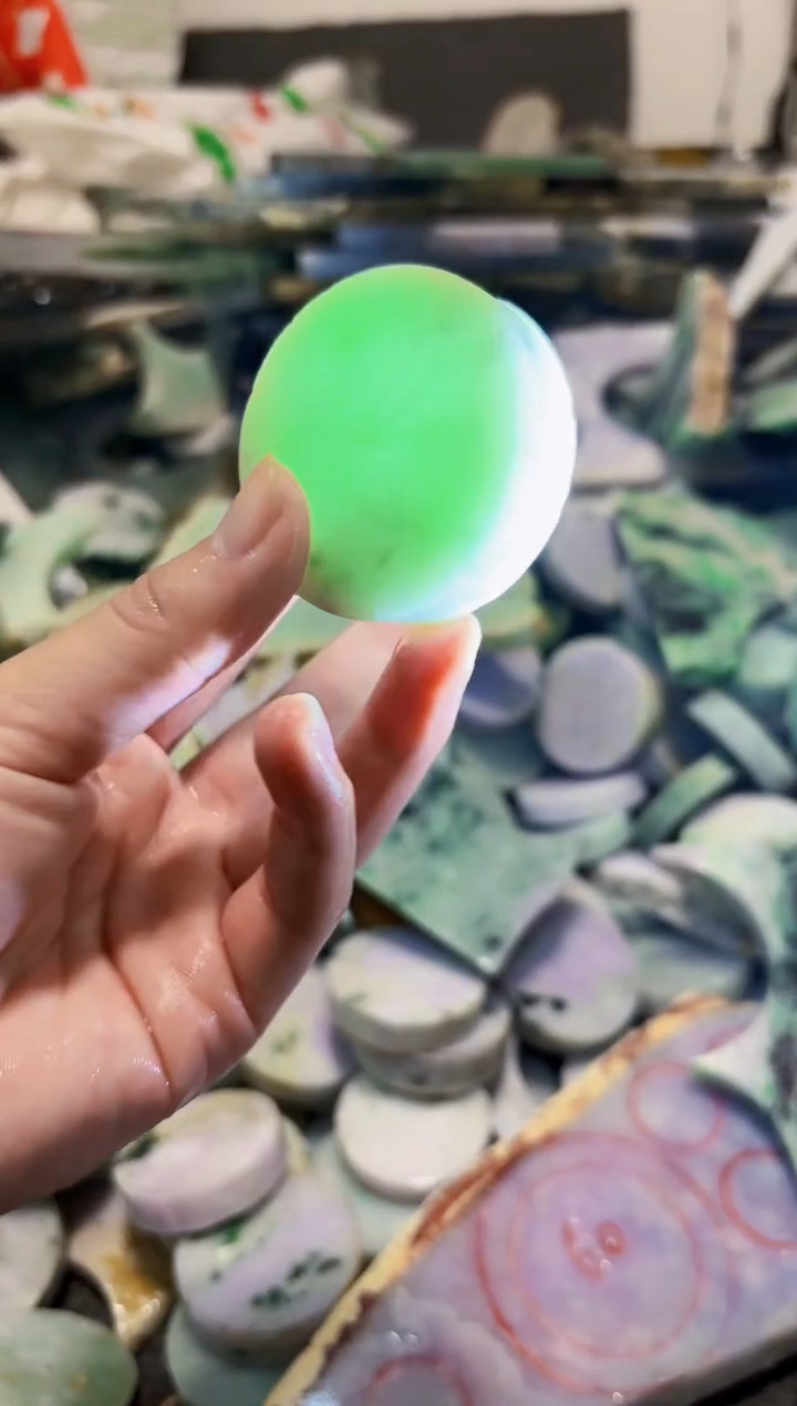 【闪购商品】翡翠颈饰未镶嵌A货白文1643