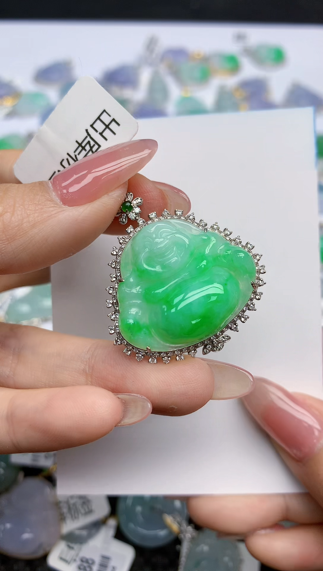 【闪购商品】翡翠挂件18K金镶嵌天然翡翠A货