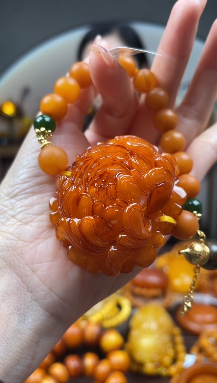 【闪购商品】琥珀裸石未镶嵌首饰 假1赔4 （多样性发货1件