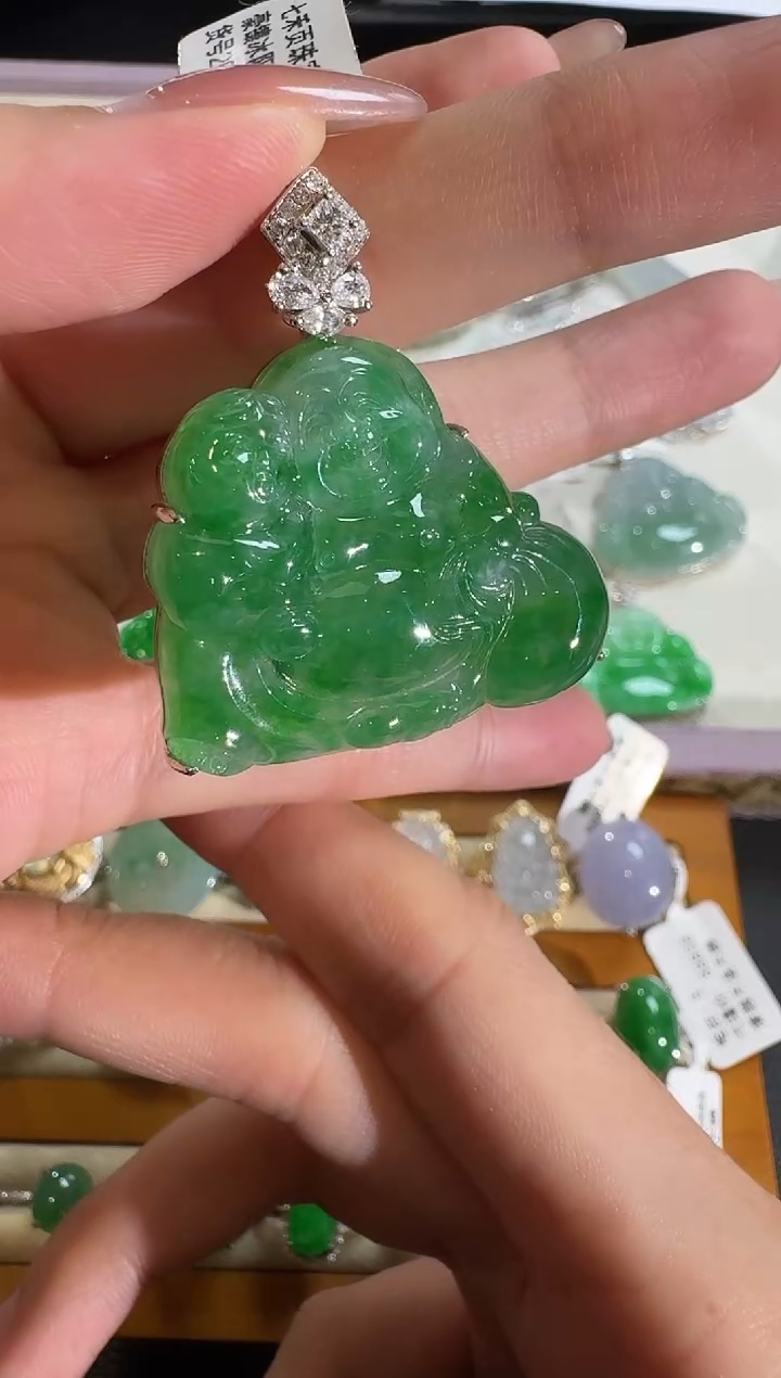 【闪购商品】翡翠吊坠(不含链)18K金镶嵌【源头工厂】钻石镶嵌