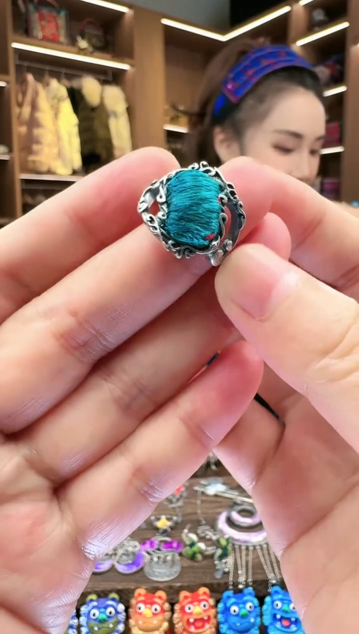 【闪购商品】织绣29黔东南苗族刺绣