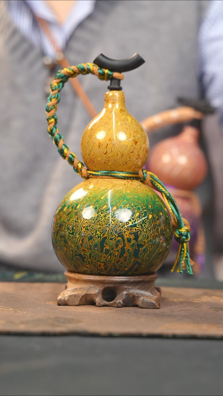 【闪购商品】WX200漆艺酒葫芦不包手串及旋转底座