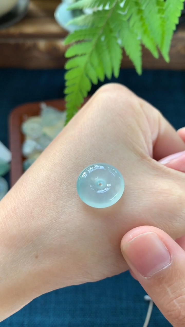 【闪购商品】翡翠颈饰未镶嵌平安扣