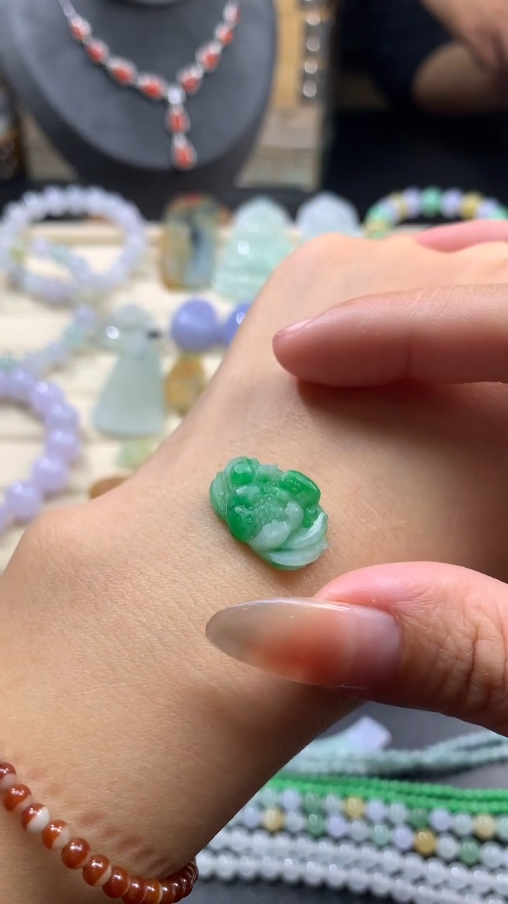 【闪购商品】定制翡翠未镶嵌翡翠