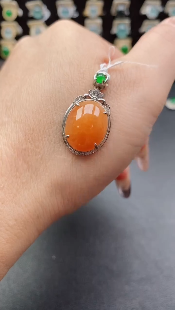 吊坠(赠链)银S925镶嵌翡翠1