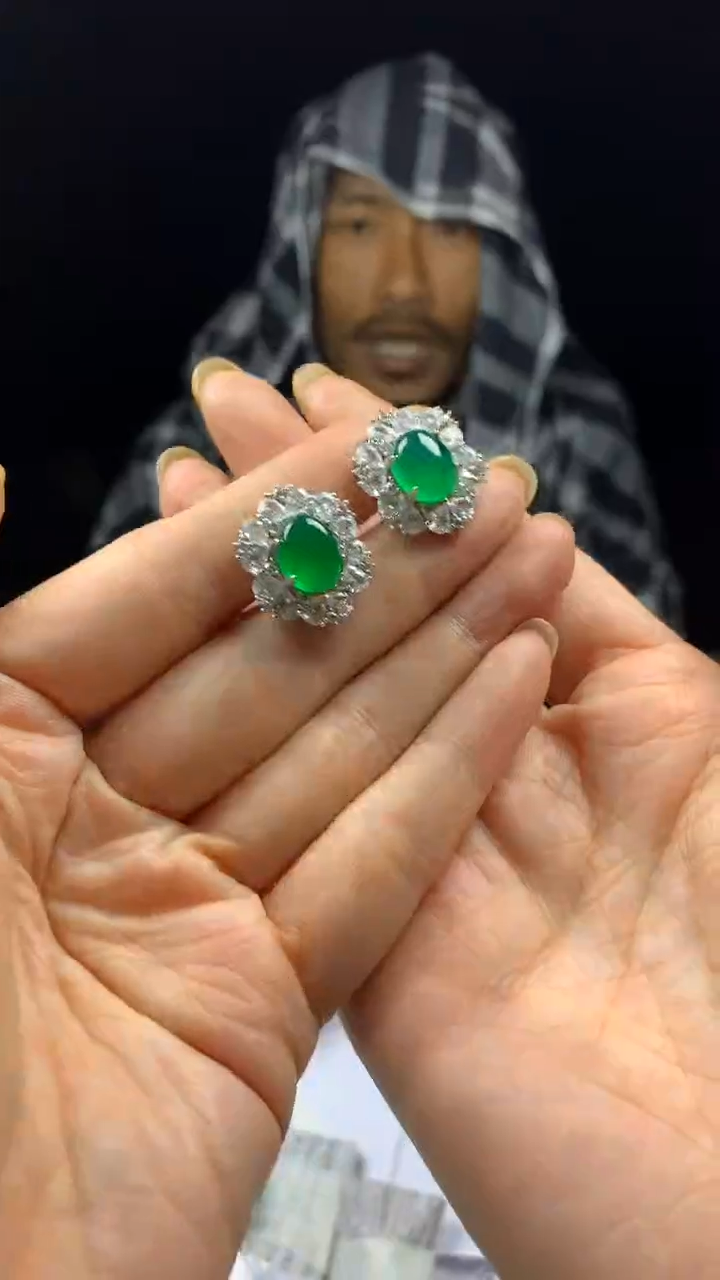 满色吊坠 所见即所得！！