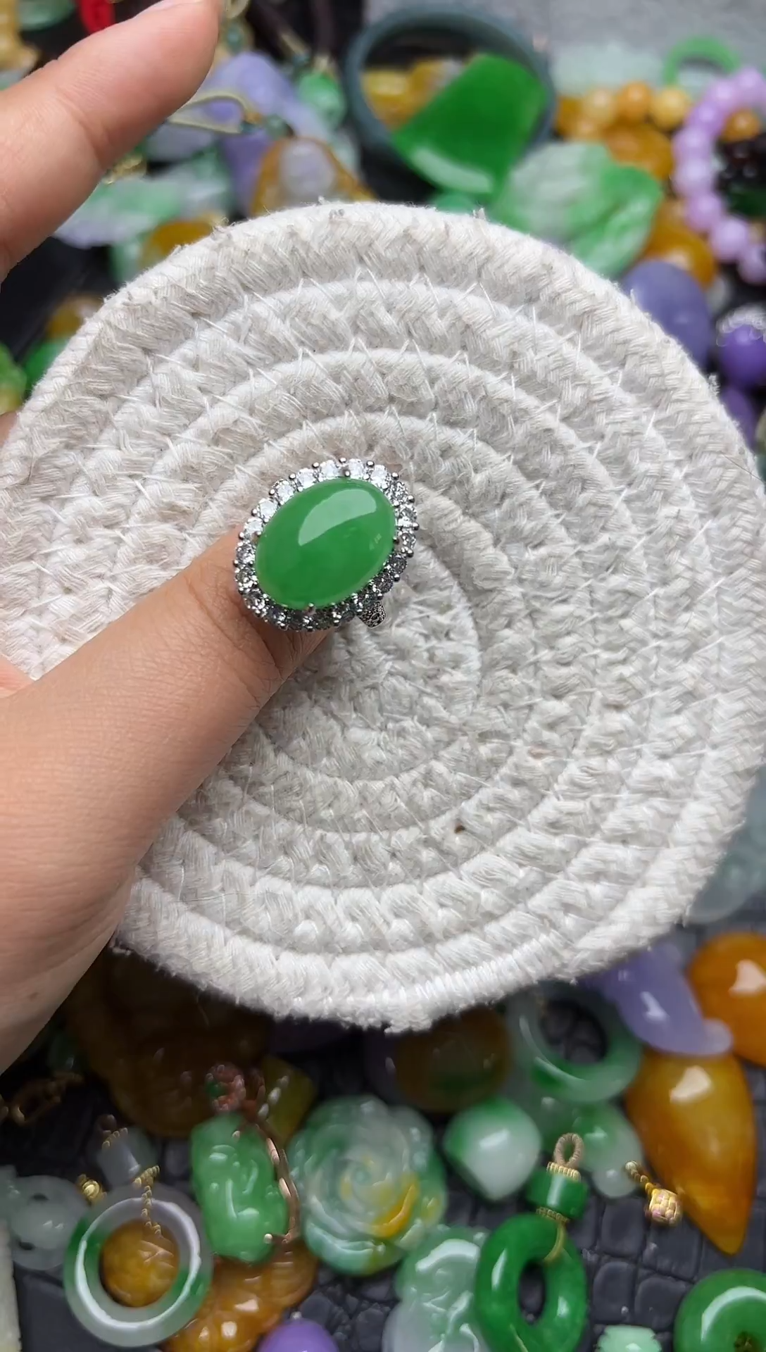 颈饰未镶嵌翡翠缅甸翡翠吊坠