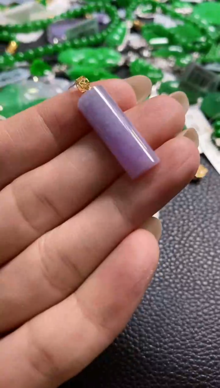 【闪购商品】定制翡翠18K金镶嵌吊坠