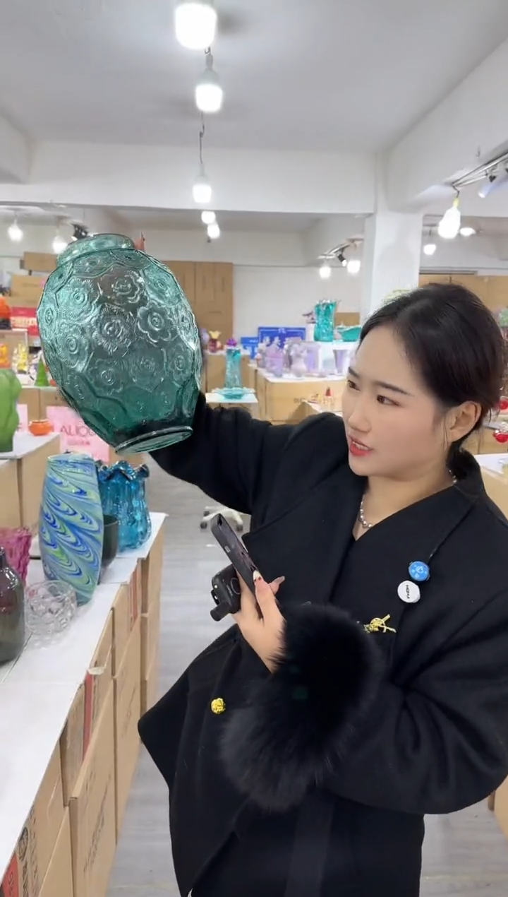 【闪购商品】无铅玻璃简屿花器K-品31