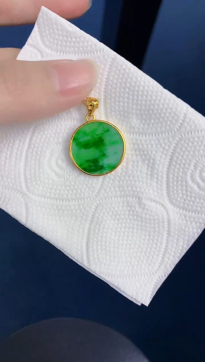 颈饰未镶嵌翡翠天然翡翠缅甸A货