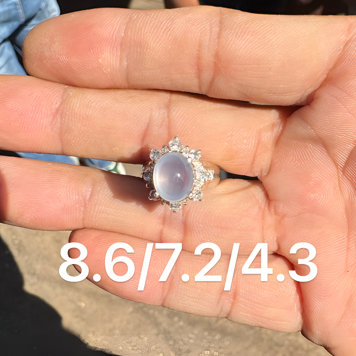 1220(小哪吒在源头)高冰种翡翠冰紫戒面干净肉细饱满荧光足M400