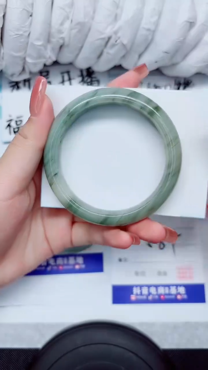 石英质玉手镯未镶嵌46-58