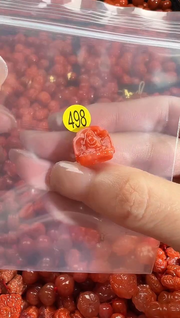 颈饰未镶嵌南红玛瑙1