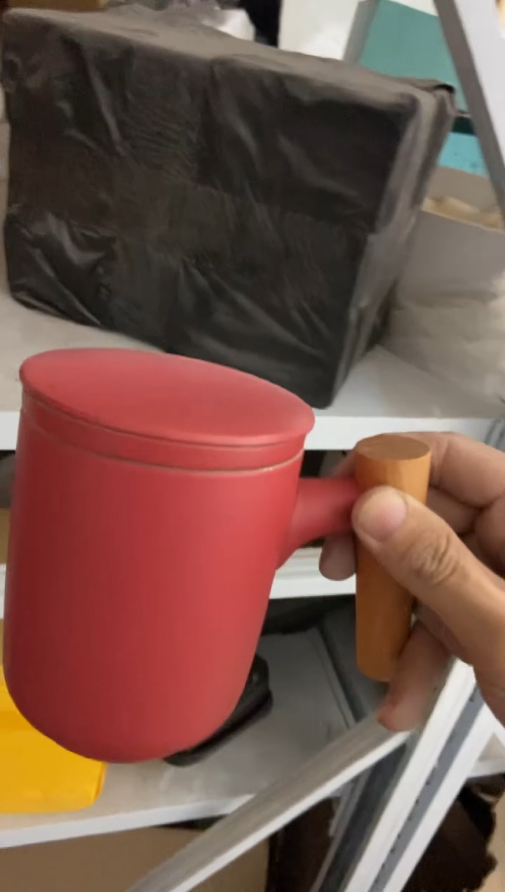 杯无运费险有瑕疵的摄影的产品有使用过的痕迹有点脏介意勿拍