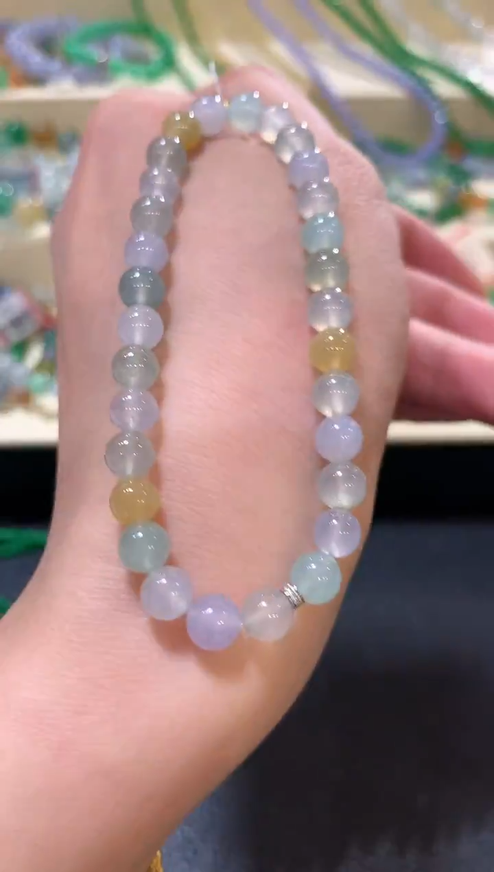 18K金镶嵌手串翡翠m68  