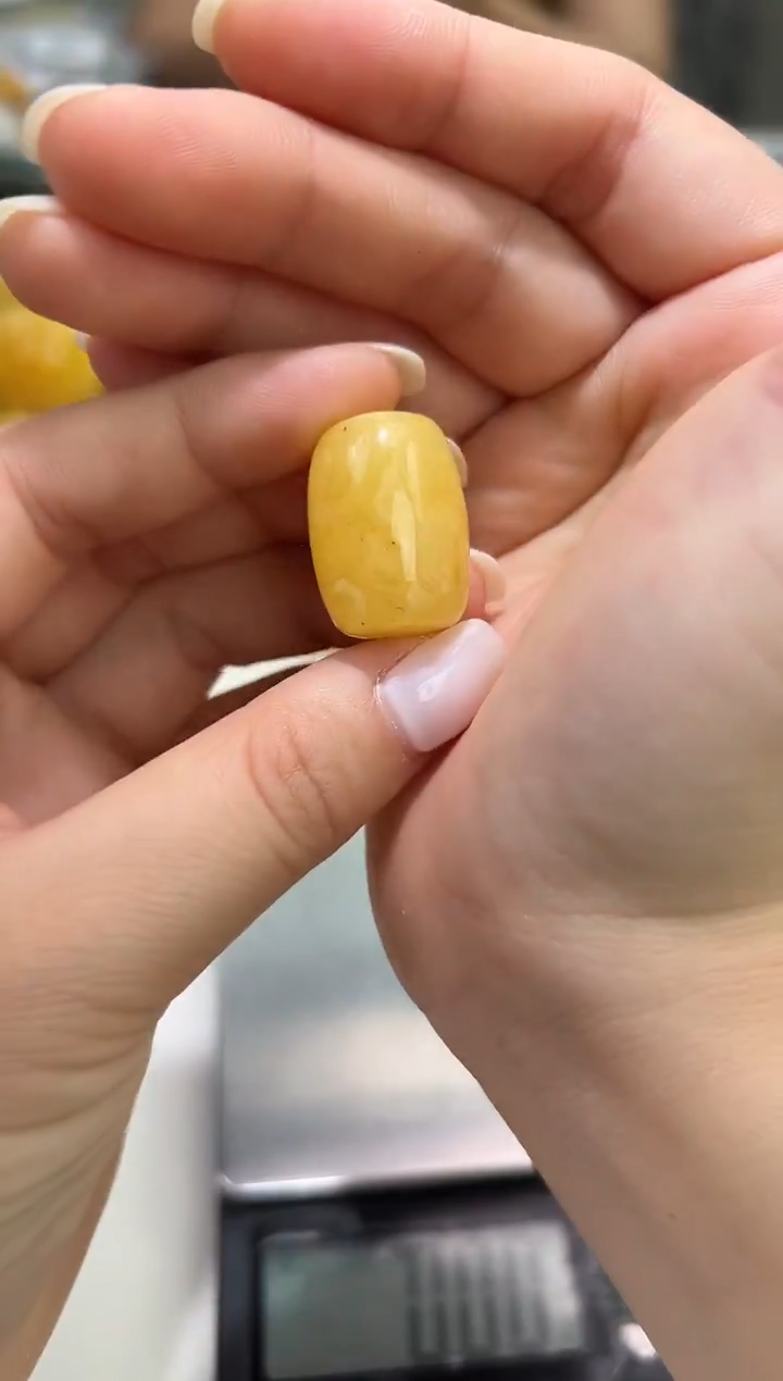 裸石琥珀未镶嵌琥珀蜜蜡吊坠