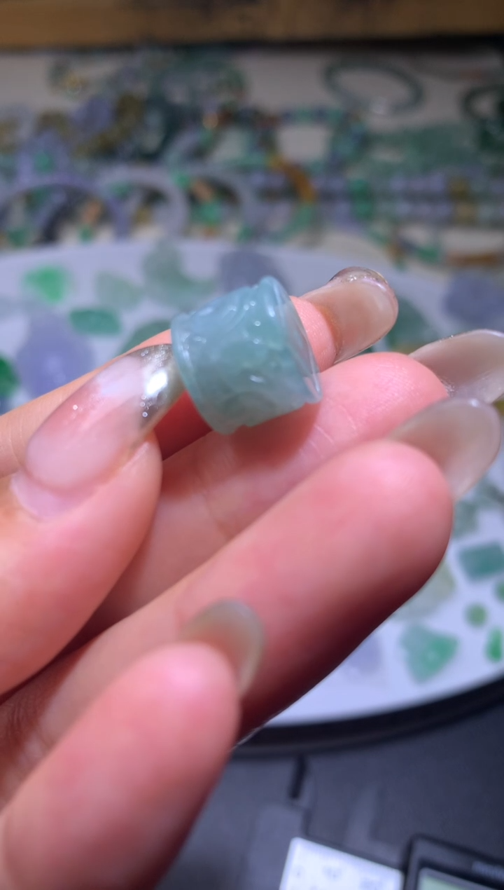 未镶嵌定制翡翠毛货