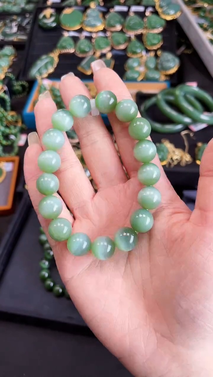 【闪购商品】和田玉手串未镶嵌12MM 多样性发一Z