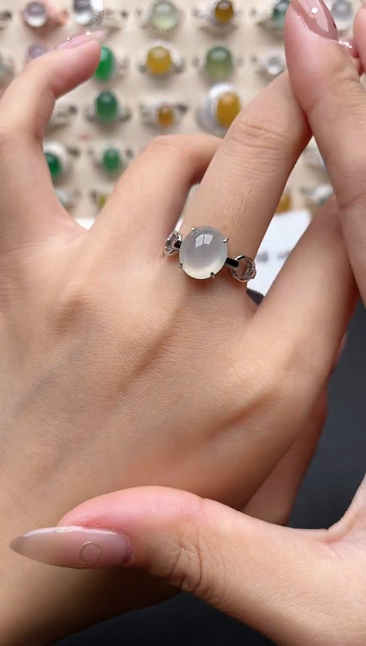 【闪购商品】翡翠戒指银S925镶嵌一物一证一礼盒