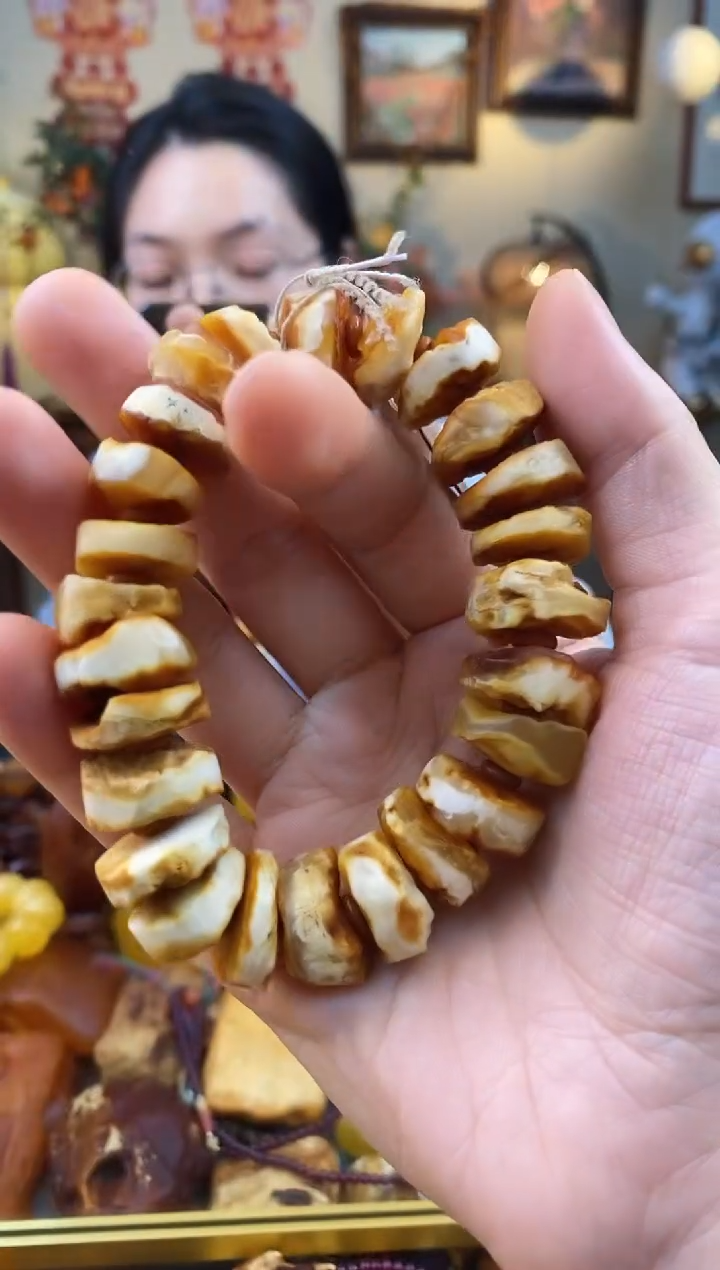 未镶嵌琥珀手串手串