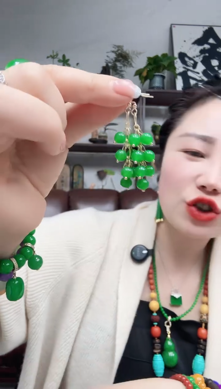 未镶嵌翡翠耳坠葡萄耳坠