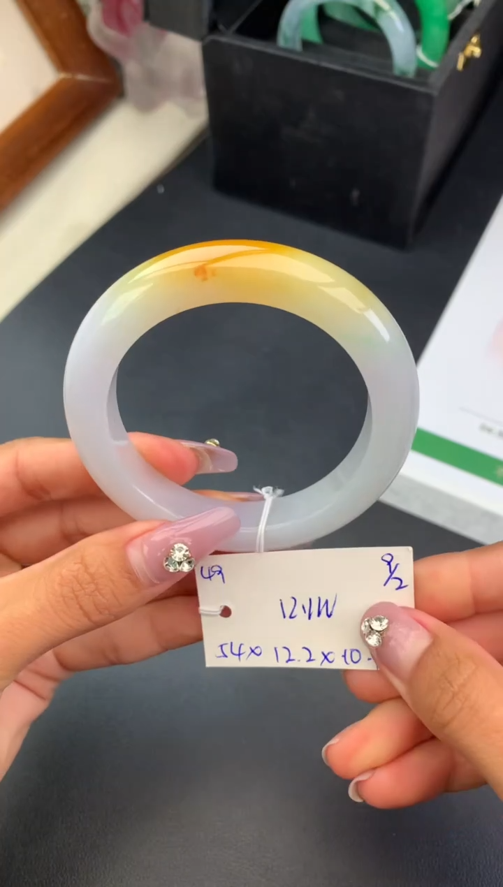 【闪购商品】翡翠手镯未镶嵌玉手镯