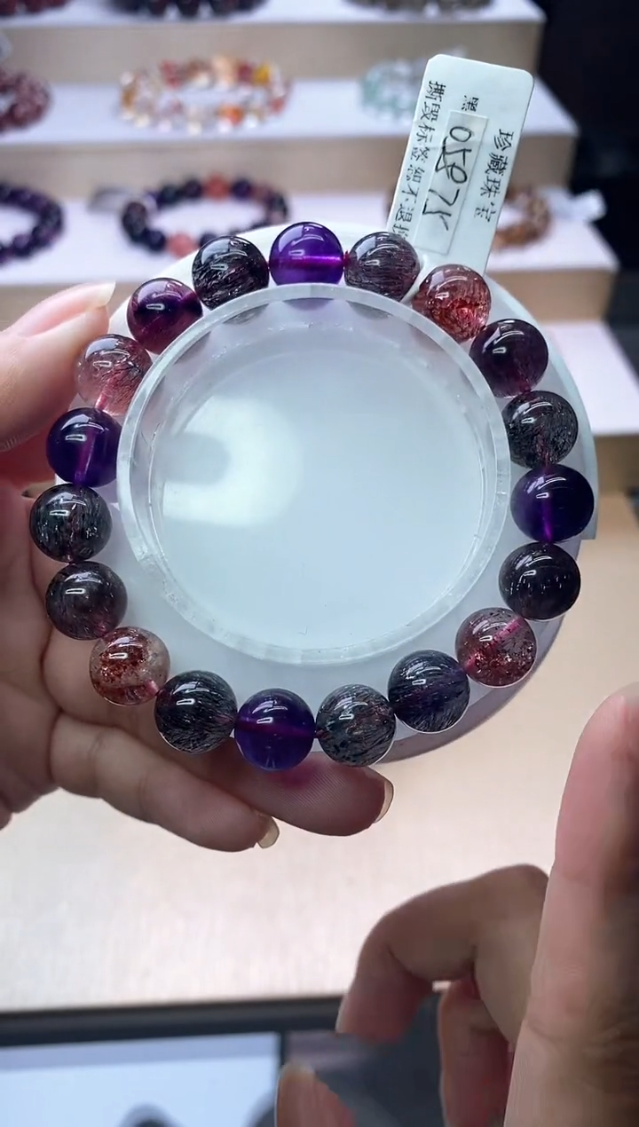 【闪购商品】水晶手链未镶嵌黑加仑超七10m+