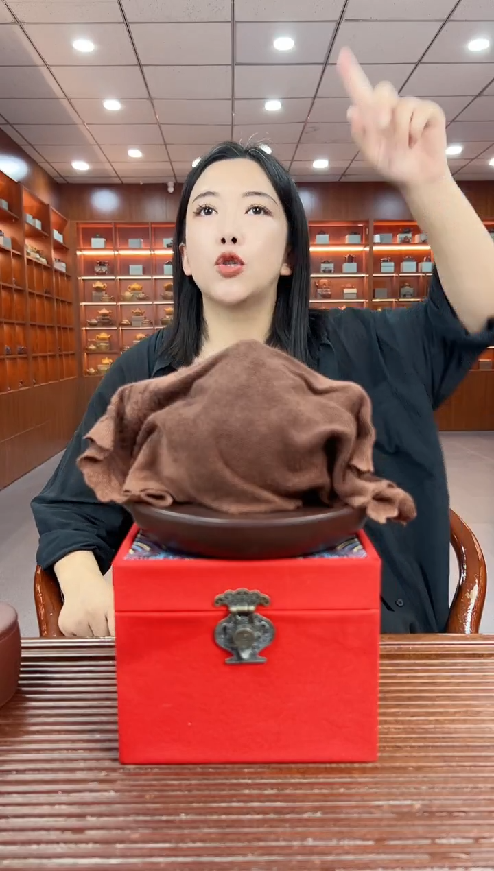茶壶紫砂大品国色天香莲子 家藏老紫泥 罗圆