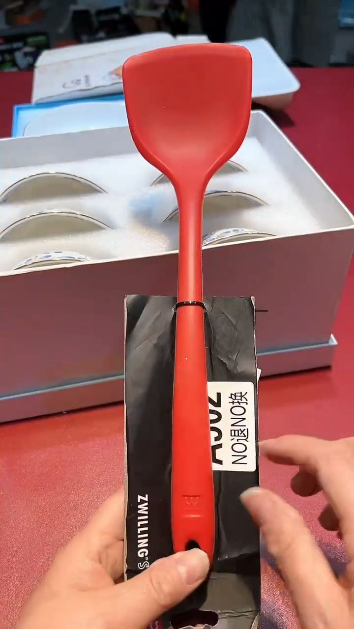 【闪购商品】瓷片锅碗瓢盆一件不剩