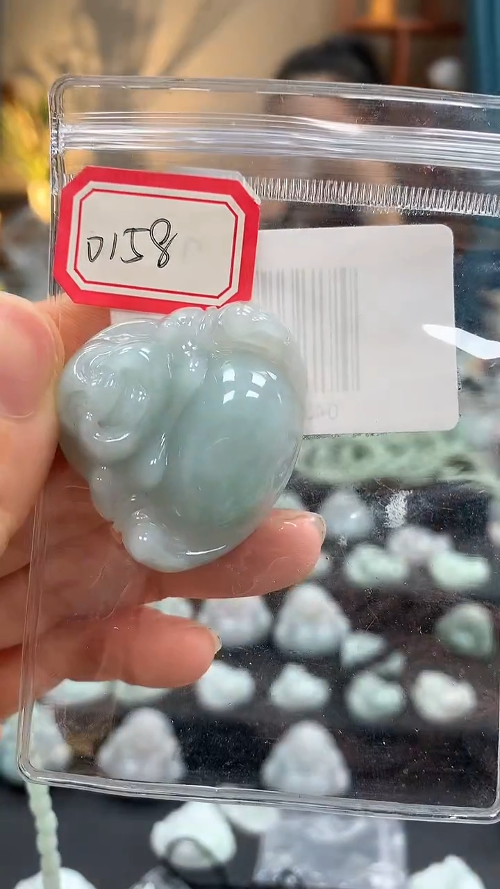 颈饰未镶嵌翡翠佛公 0158