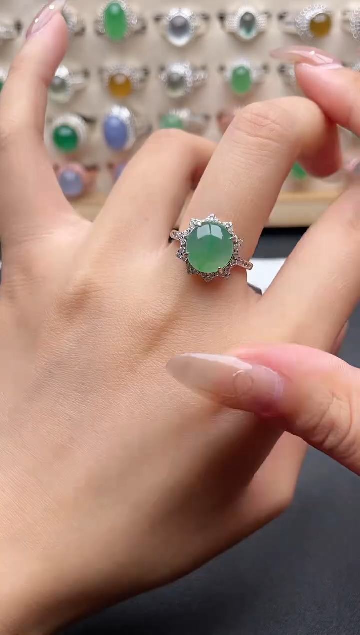 【闪购商品】翡翠戒指银S925镶嵌一物一证一礼盒