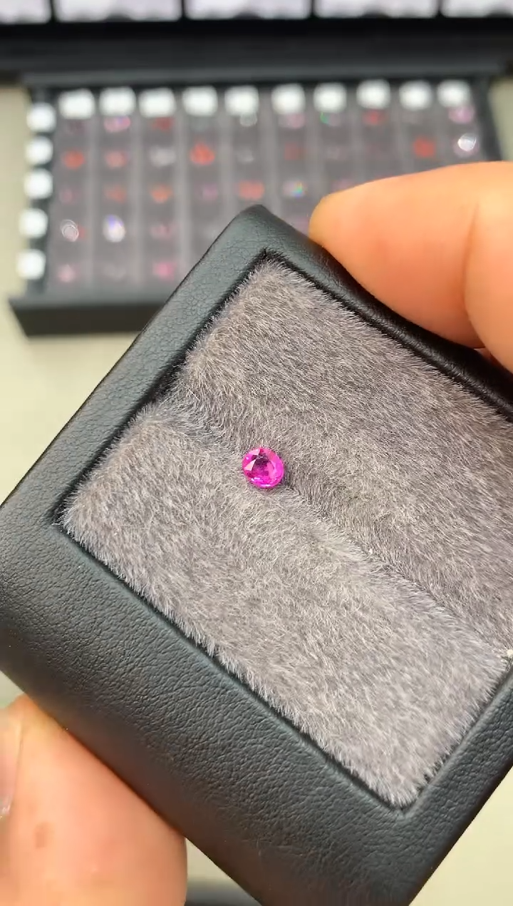 【闪购商品】定制蓝宝石裸石未镶嵌0.45ct 缅甸无烧彩色蓝宝石