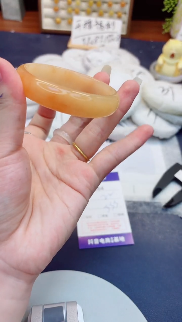 未镶嵌手镯石英质玉364-财气镯-圈口55