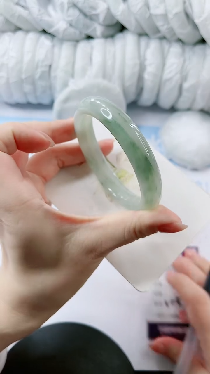 【闪购商品】石英质玉手镯未镶嵌多样性发货V115