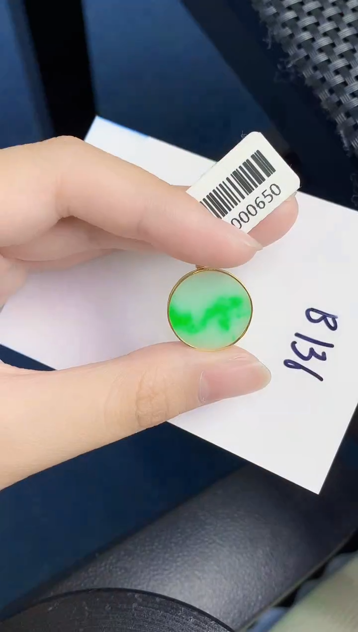 【闪购商品】翡翠颈饰18K金镶嵌000000000