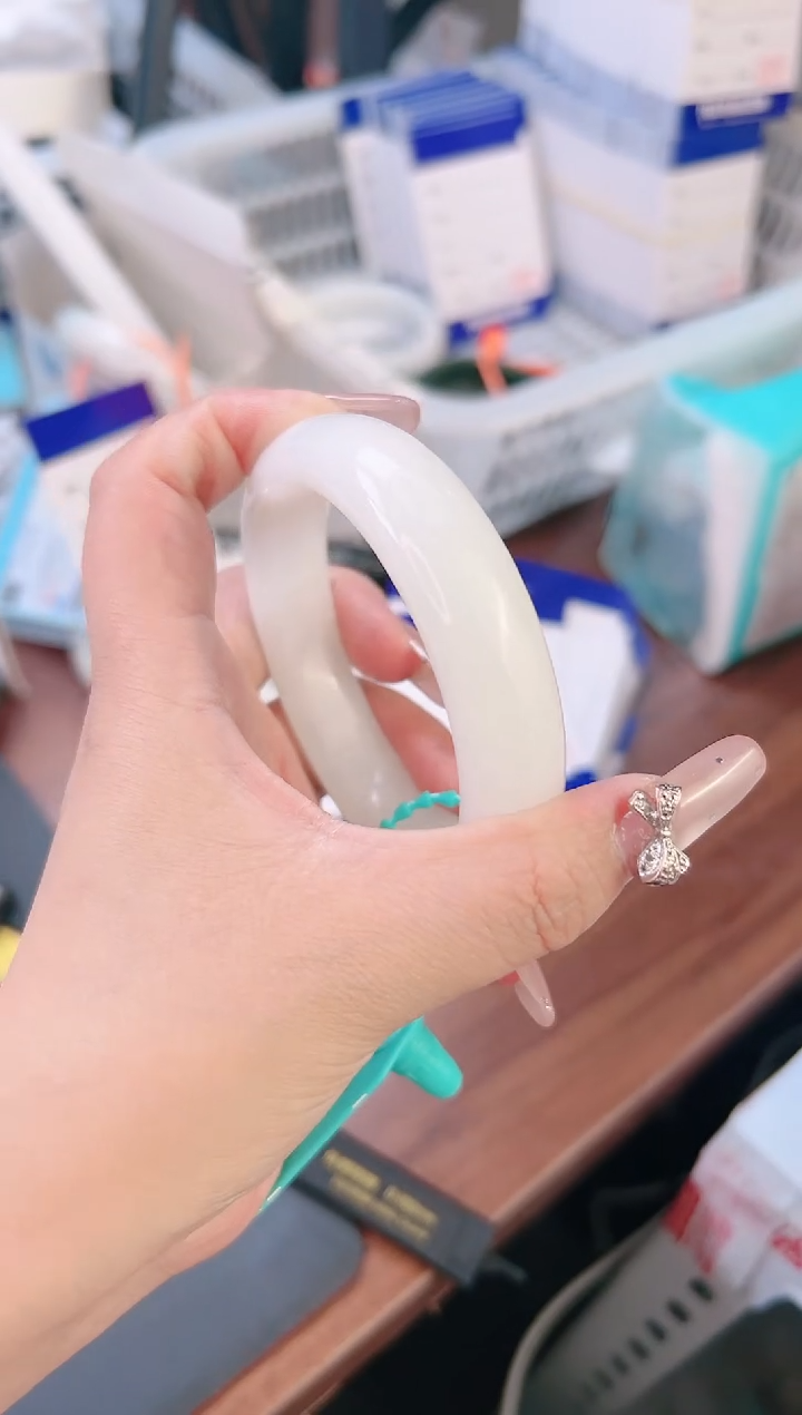 未镶嵌手镯和田玉11T129-58