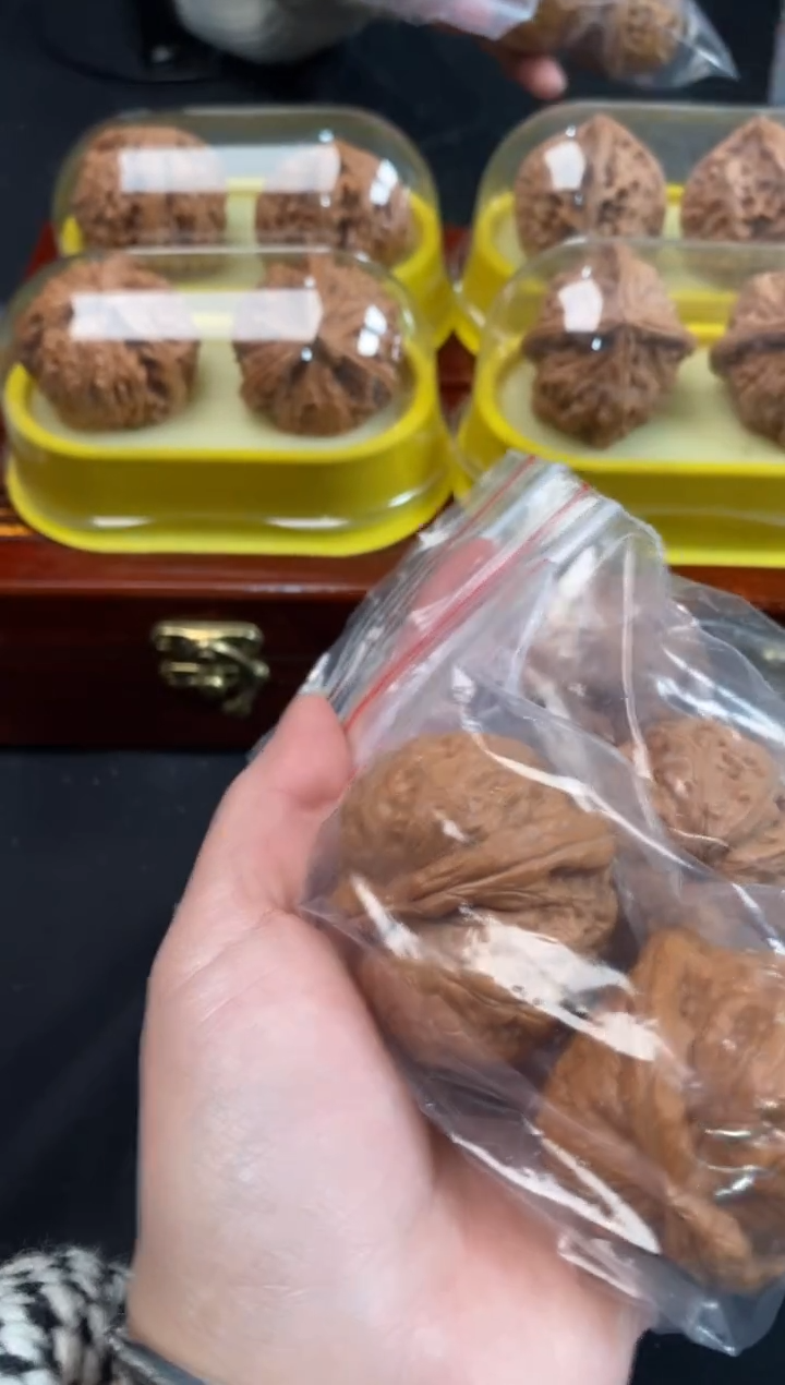 把件文玩核桃元宝43尺随机发