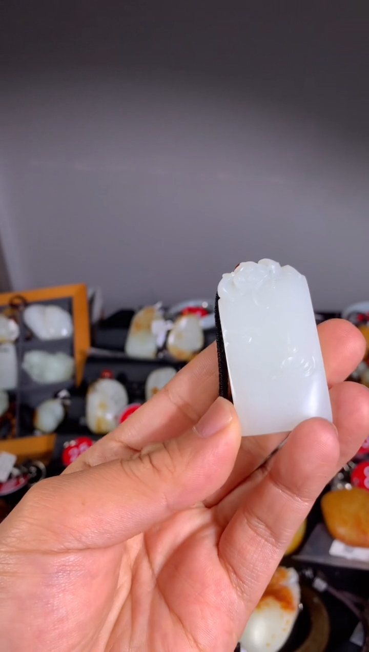 【闪购商品】和田玉未镶嵌挂件其他