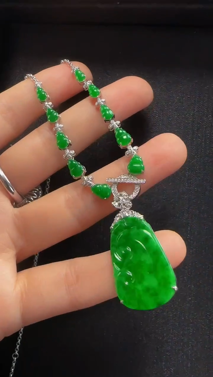 【闪购商品】翡翠颈饰18K金镶嵌517 | 套链如意