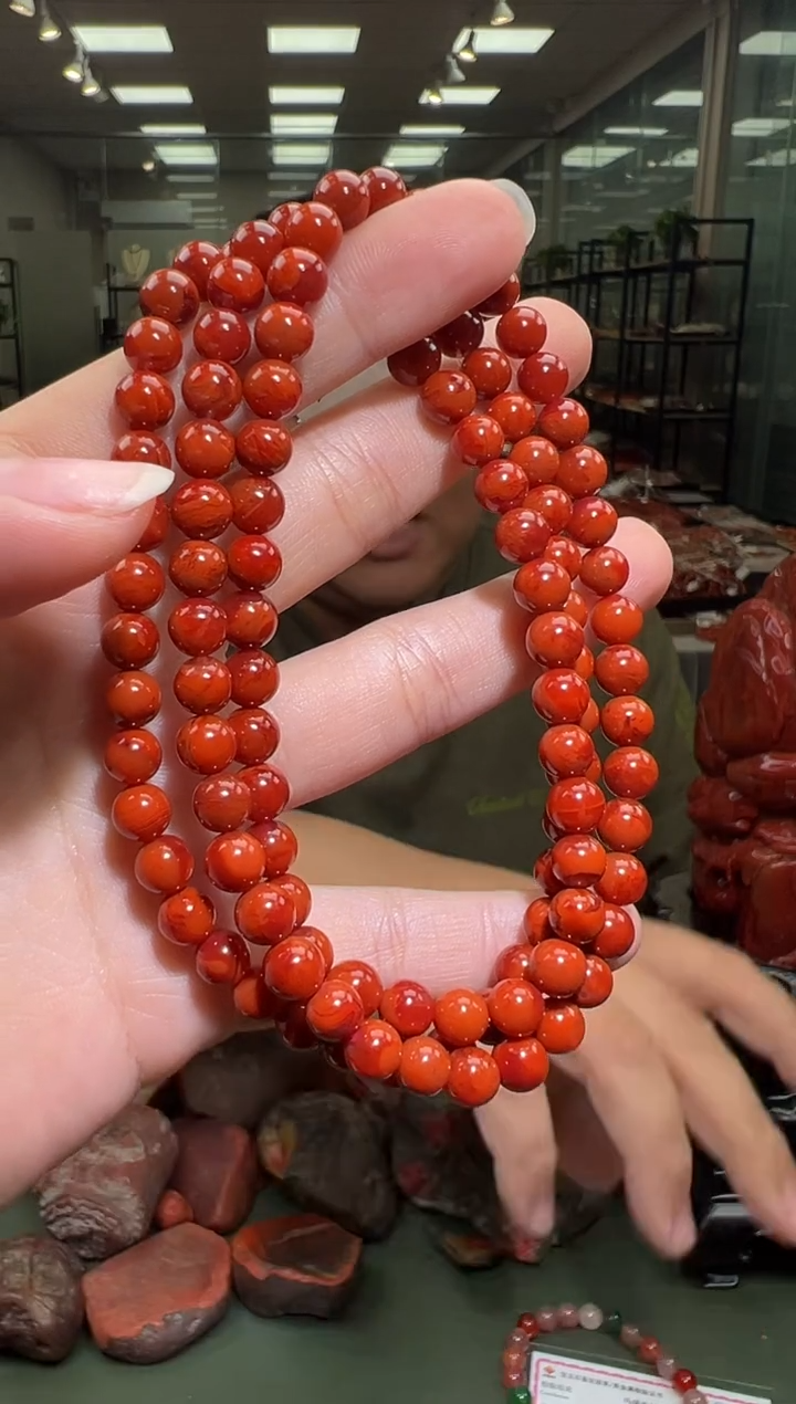 【闪购商品】南红玛瑙手链未镶嵌多圈手串一条约6mm +多样性发货