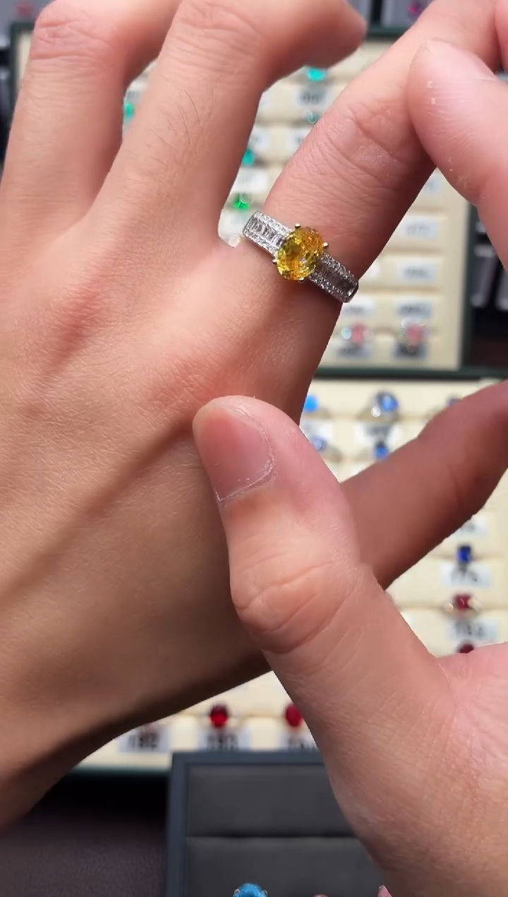 戒指彩色蓝宝石银S925镶嵌1111