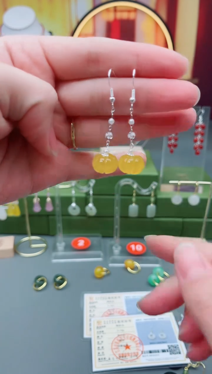 未镶嵌耳饰玛瑙/玉髓w0600000